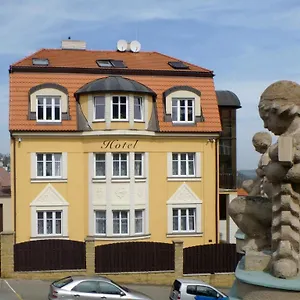 Garni Rambousek Prag